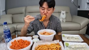 🔥🍲 Мукбанг и Mukbang : СВЕЖЕСТЬ МОРЯ В КАЖДОМ КУСОЧКЕ! 🍣 Рыба, креветки, суши | ASMR