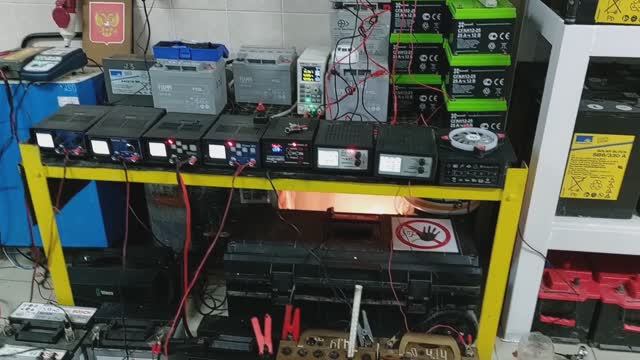 Заряд аккумуляторов на КЕДР-АВТО + БЕРЕЖОК + КУЛОН. АКБ 2019-20 г., просверлил, долив воды. смотреть онлайн