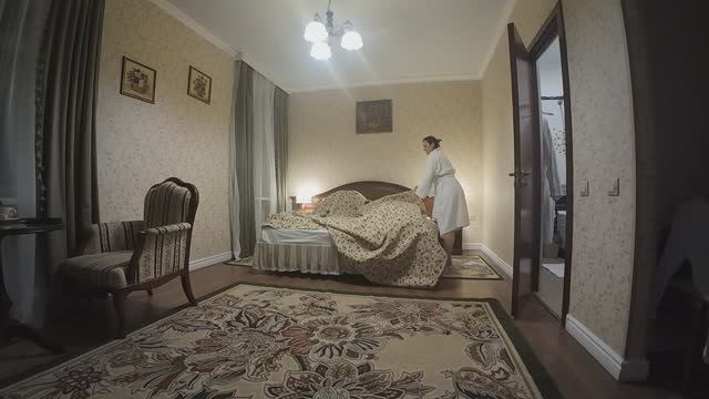 Путешествие в зимний Суздаль в конце декабря 2025 г. 1 часть. Заселение в отель. Обед в кафе. Ёлка! смотреть онлайн