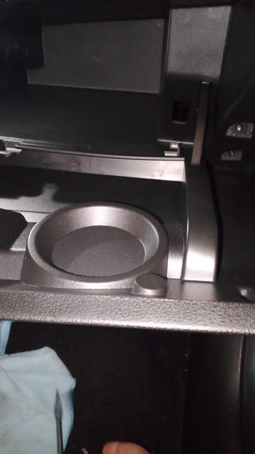 Снимал бардачок на Лада Веста NG смотреть онлайн