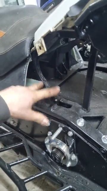 Аморты Движка и Другие Хитрости При Сборке Снегохода смотреть онлайн