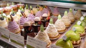 французская кондитерская в Осака. Япония. и их фирменный торт "Амиэль"