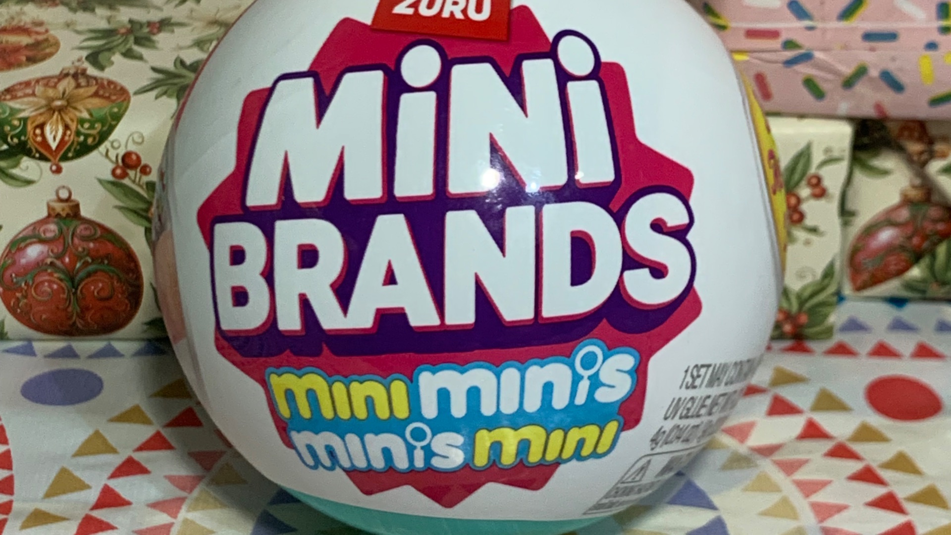 Шары Mini Brands Mini Minis Minis Mini