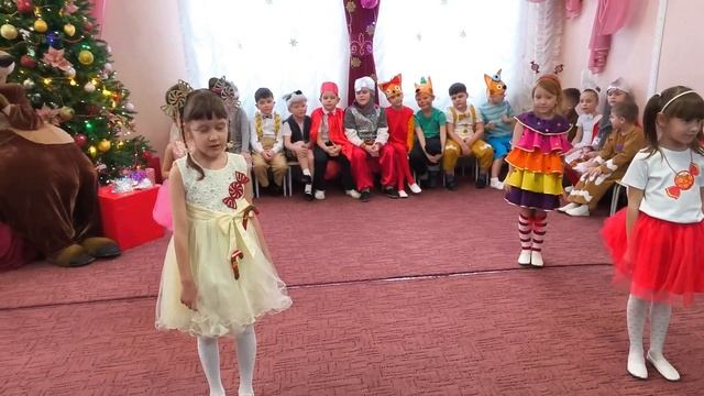 Новогдний утренник 2025-26 смотреть онлайн