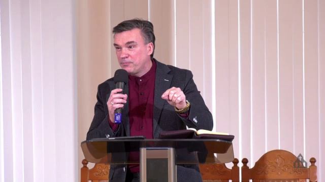 Богослужение 27.12.2025 | Рождество и Новый год - чей это праздник? | Дмитрий Булатов смотреть онлайн