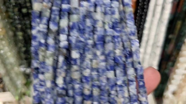 Натуральные камни - 27.12.25 смотреть онлайн