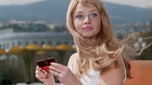 С любовью встретиться, проблема трудная смотреть онлайн