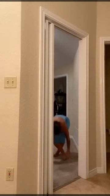 Люди против тараканов смотреть онлайн