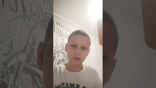 распаковал  футбольные карты