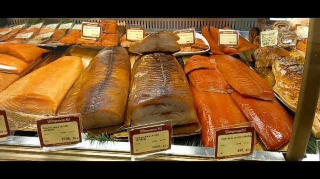 Москва новогодняя 2025-2026  г. ГУМ . Цены. Часть 2