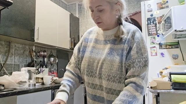 РАСПАКОВКА МЯСО К НОВОМУ ГОДУ!ЖЕНЯ ПОДАРИЛ НА НГ ВАКУМАТОР😊 смотреть онлайн