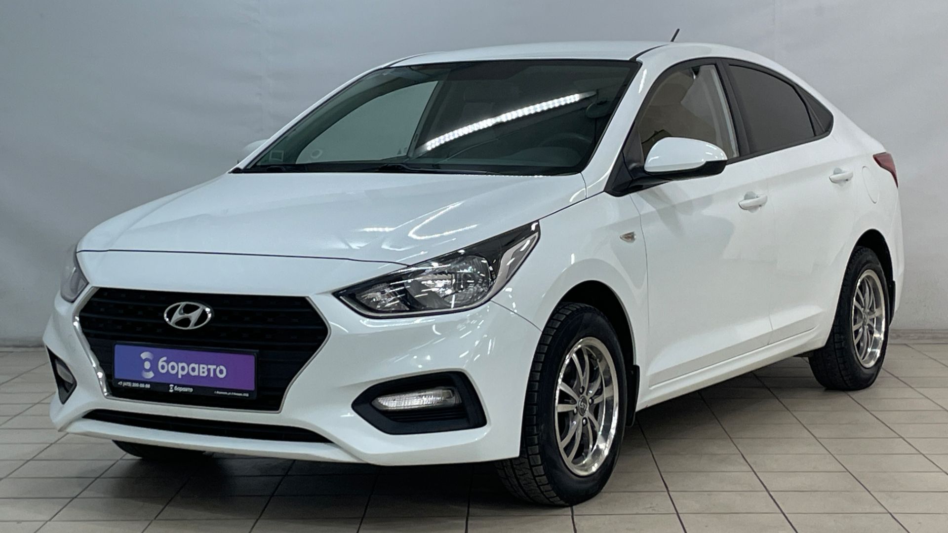 HYUNDAI SOLARIS смотреть онлайн