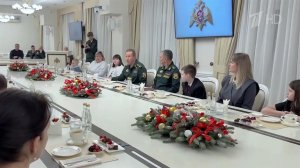 Виктор Золотов встретился с родственниками росгвардейцев, погибших при исполнении служебного долга.