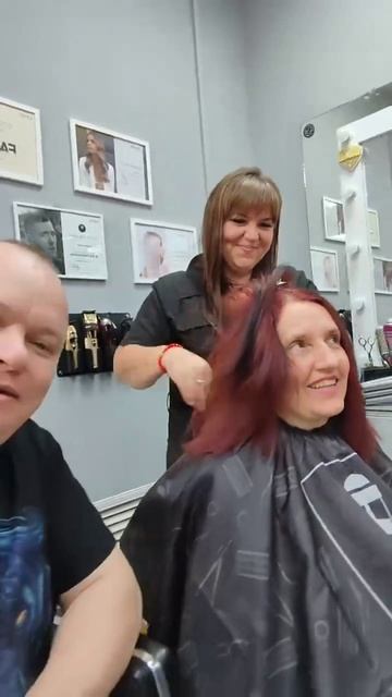 Наводим красоту 😍 #новогоднийогонек #подготовкакновомугоду #подготовкаполнымходом смотреть онлайн