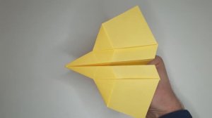 Как сделать бумажный самолетик, который летает долго