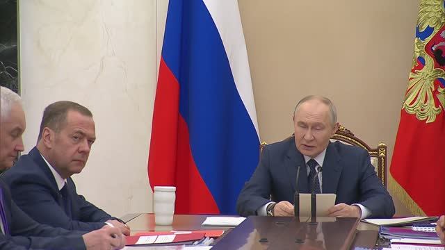 Владимир Путин. Государственная программа вооружения на 2027–2036 годы. смотреть онлайн