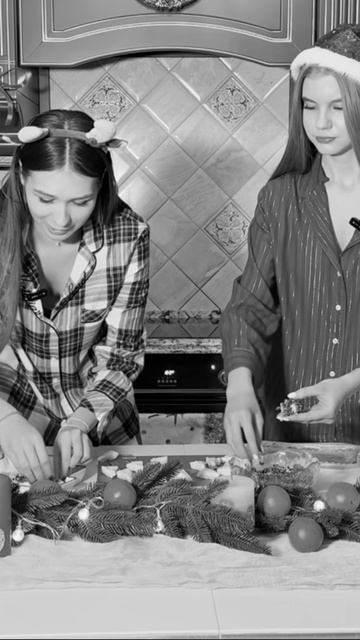 Скорее смотрите новый выпуск и сохраняйте идеи закусок к новогоднему столу смотреть онлайн