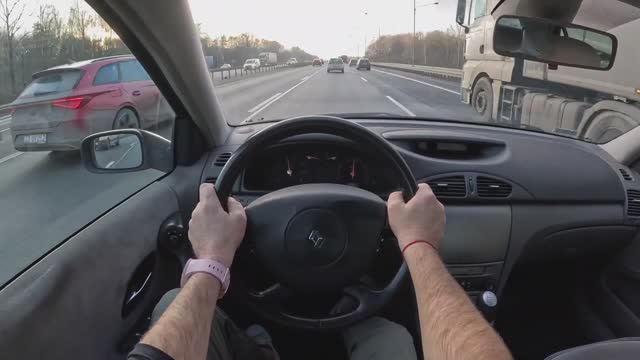 Renault Laguna II 2004 [1.8 л. 120 л.с.] POV Test Drive смотреть онлайн