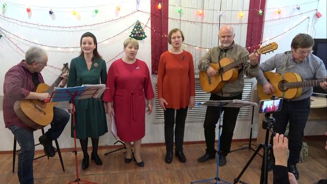 06 Разбросала косы русая берёза - КСП Колесо