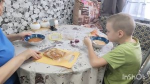 почему не снимала// по хозяйству//обедаем//