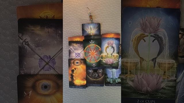 Таро для Мужчин ☀️ Кто за вами наблюдает ☀️ смотреть онлайн