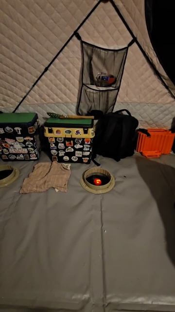 Пол ПВХ Митек для зимней рыбалки
Митек куб 3 ПВХ с размерами 230-230, 4 лунки
зимняя палатка 240-240