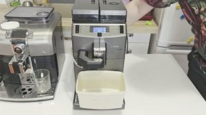 Чистка от накипи и кофейных масел + капучинатор Saeco Lirika