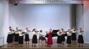 А. Шнитке  "Полет" Ансамбль скрипачей ДШИ им.С.Т. Рихтера. Соло на флейте: Вальдивия Серафима