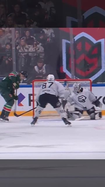 37’ ГООООООООООЛ! 3:1! Сафонов в большинстве! смотреть онлайн