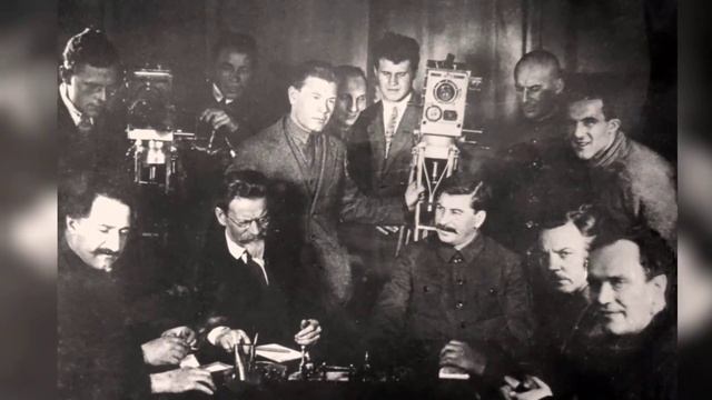 ШОК! ЧТО СТАЛИН ЕЛ НА ЗАВТРАК, ОБЕД И УЖИН смотреть онлайн