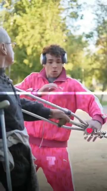 чел в розовой куртке эдит смотреть онлайн