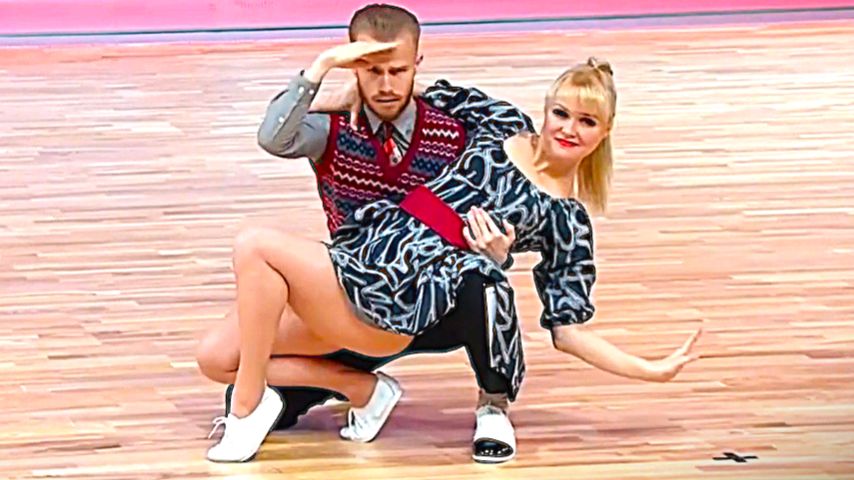 Четверть финала чемпионата мира по буги-вуги 2019 - Сондре и Таня. #Танцы смотреть онлайн