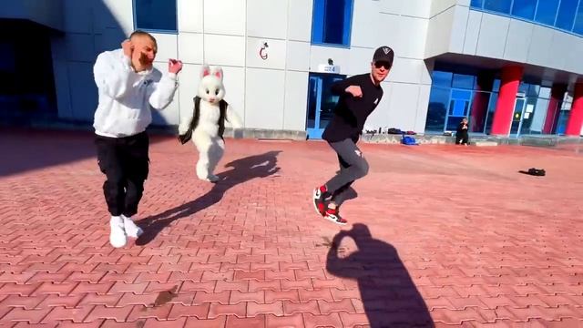 Funny Dance Project - Девочка бандитка
