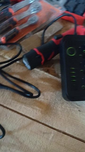 И как всегда с вами не красивый но зато честный обзор!!!https://wibes.ru/clips/i-snova-ne-krasiviy-n