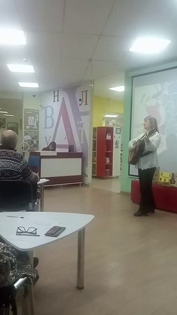 И снова наша гостья с бардовской песней! смотреть онлайн