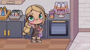 Алиса ищет Подарки на новый год  у Алины под столом? история рутина семьи 👧👧💝🫶🫶