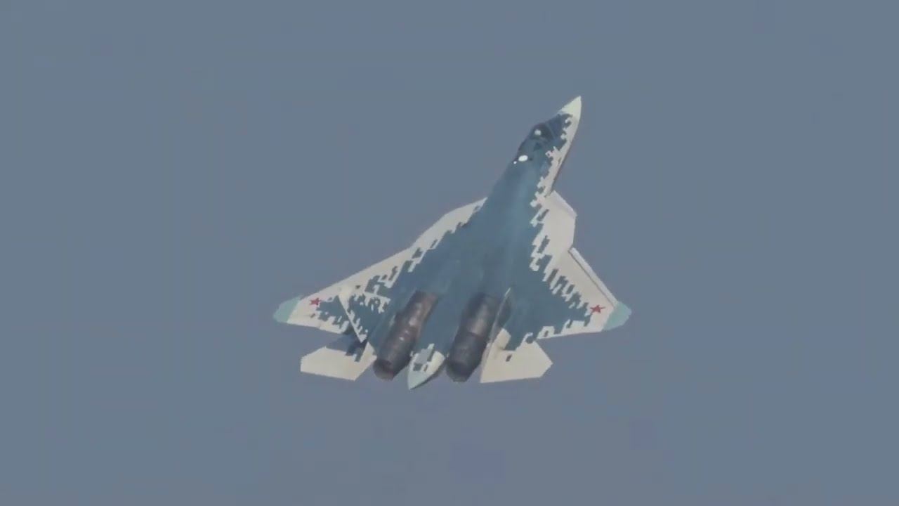 Annie Lennox - Fragile (Russian Sukhoy 57) смотреть онлайн