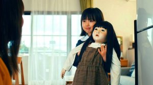 КУКОЛЬНЫЙ ДОМИК (2025) | КРАТКИЙ ПЕРЕСКАЗ ФИЛЬМА