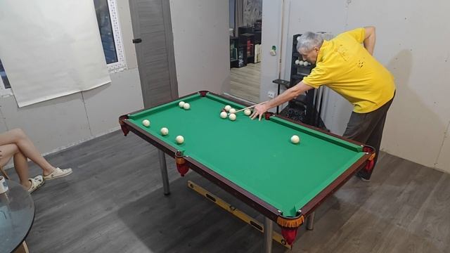 ПАРТИЯ (2)..Бильярд ДОМА .стол 6Футов..Турнир с ДОЧКОЙ.. смотреть онлайн