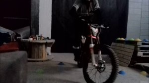 TRIAL PARK! АНДРЕЙ ИЗ СССР ФИЛЬМ ЗАРЯДОЧКА! ! МОТО БАЛАНС  !!! МОТО ЗАРЯДОЧКА!!!!!