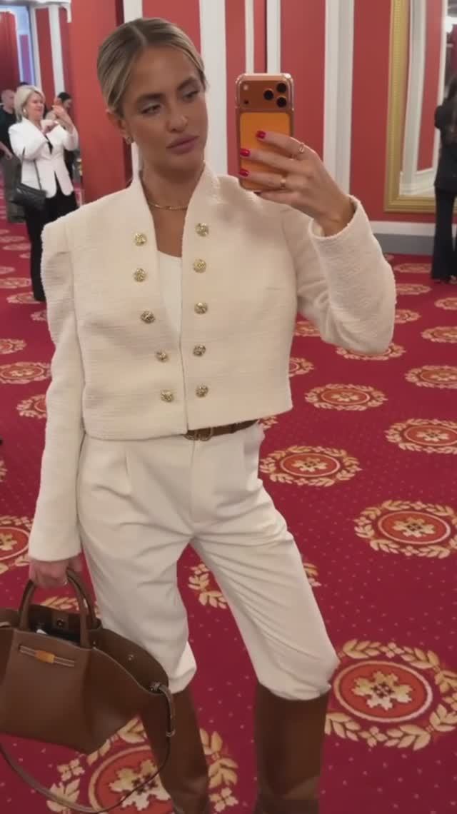 В конце декабря попасть на Щелкунчика уже и есть волшебство✨