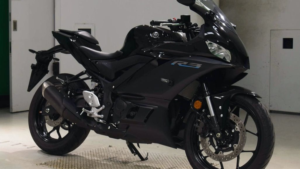 Yamaha YZF-R3 2023 4050км без пробега по РФ DGimoto