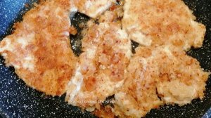 Куриные ОТБИВНЫЕ в Панировочных СУХАРЯХ. Простой РЕЦЕПТ