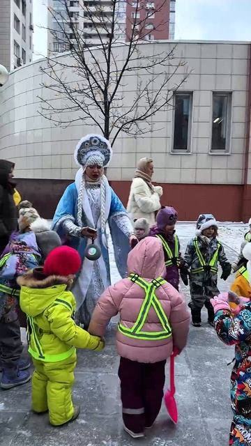 Новый год в группах 3-6: Дед Мороз, Снегурочка и много праздничного настроения