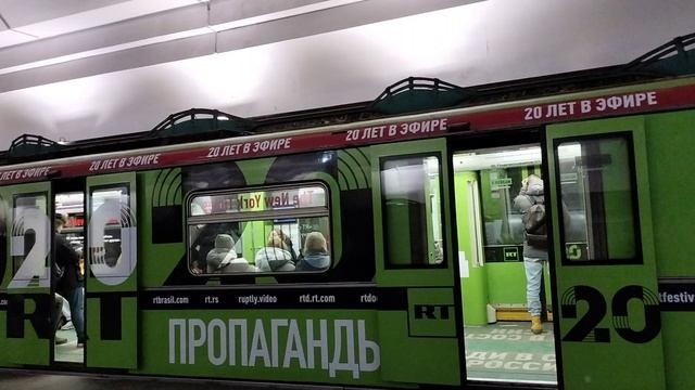 Неожиданно..Такой поезд пропаганды😄 смотреть онлайн