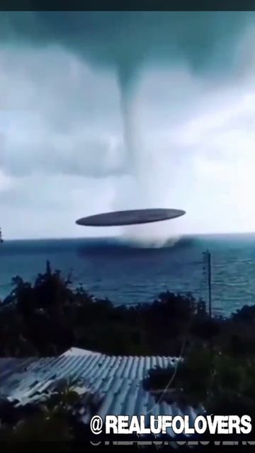 UFO | НЛО смотреть онлайн