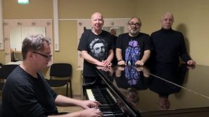 Группа «Воскресение» поздравляет с Новым 2026 годом!