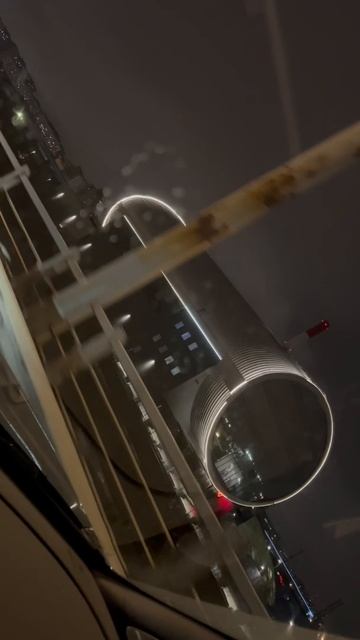 Здание в форме эскимо. смотреть онлайн