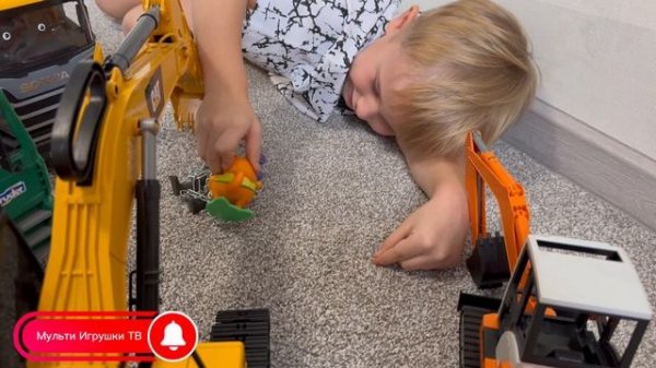 Распаковка манипулятора Брудер (Bruder)