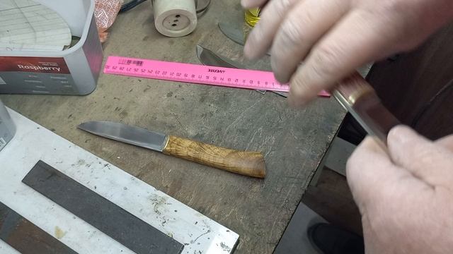 В Беларусии протестировали и о ножах